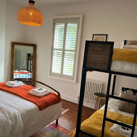 Escape 2 Unwind, Victorian Elegance - Sleeps 6